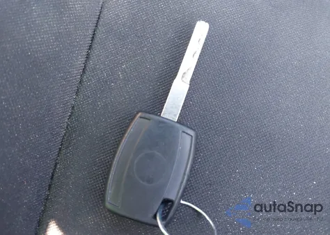 2019 Ford Fiesta Se z USA, uszkodzony, nr VIN 3FADP4EJ5KM161083